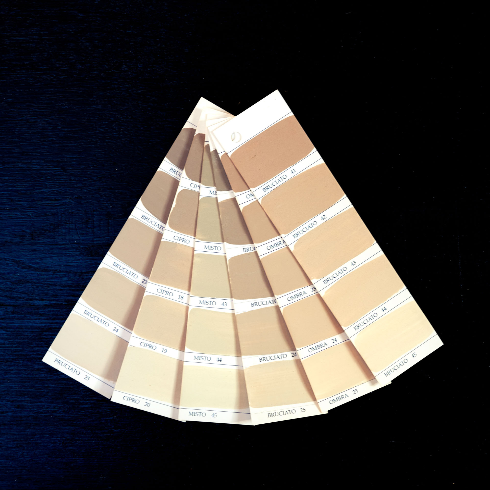 Limewash Paint for indoor or outdoor use Siena 16
