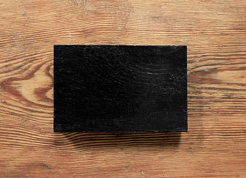 Linseed Oil Paint Dust Black